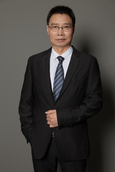 傅龙云